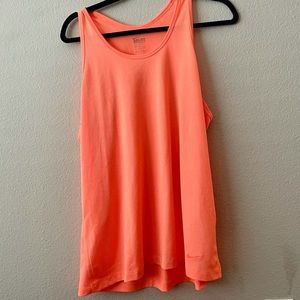 DRI FIT Nike a racerback Tank regular fit